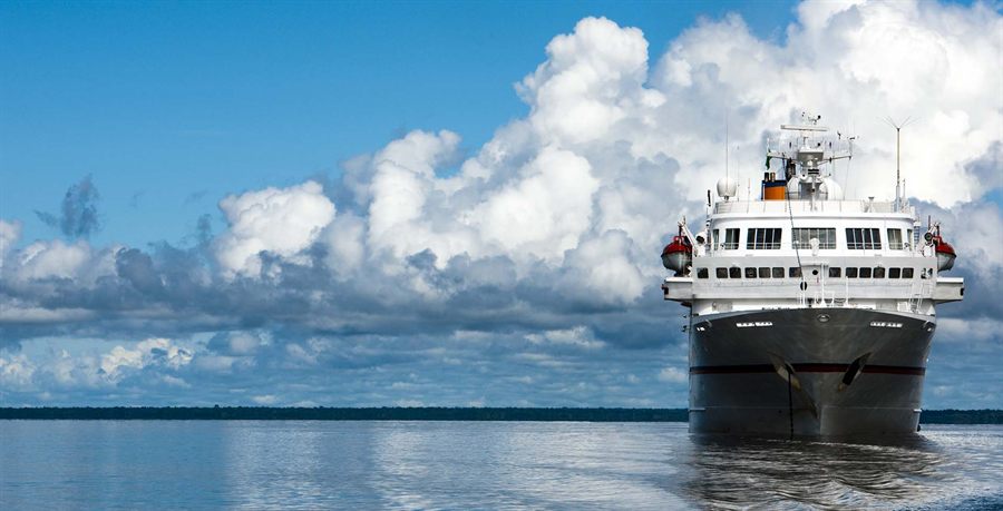 Small expedition ship